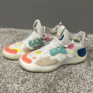 Harden 5 Basketball Shoes